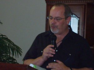 31402_130714993609087_595842_n